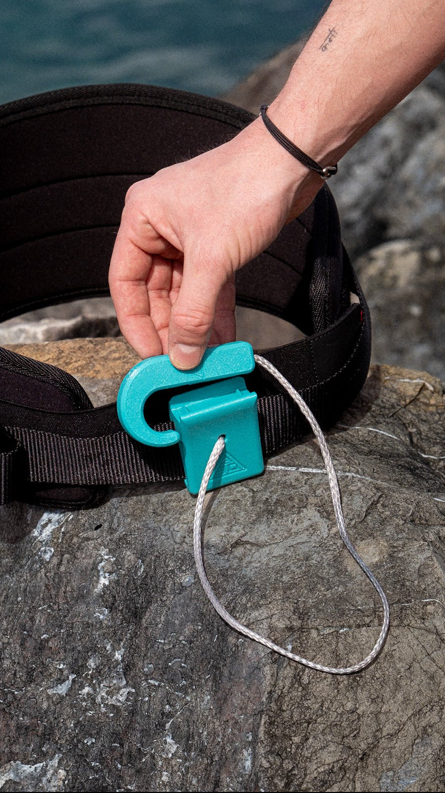 PARAWING HOOK 55 X 13 (MAGNETIC)